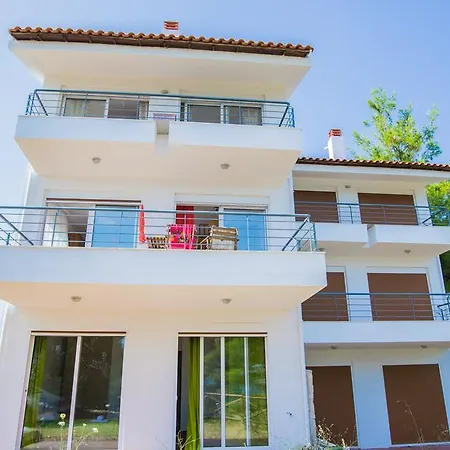 Apartment Maresi Homes