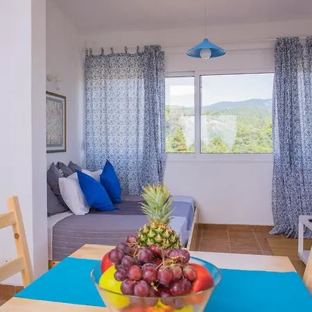 Apartment Maresi Homes *