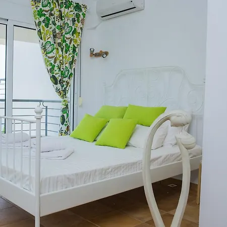 Maresi Homes Neos Marmaras