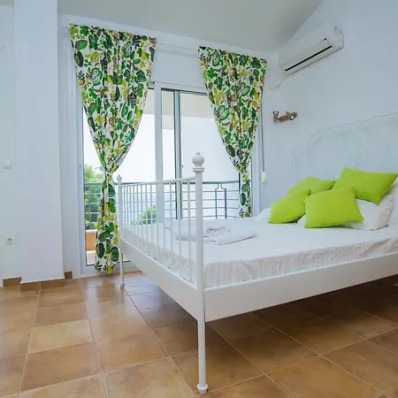 Apartment Maresi Homes *