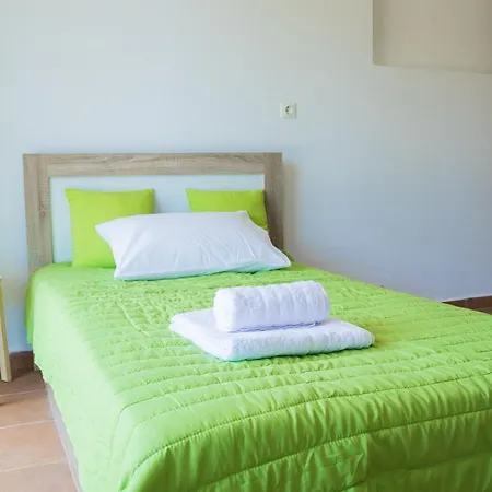 Maresi Homes Neos Marmaras